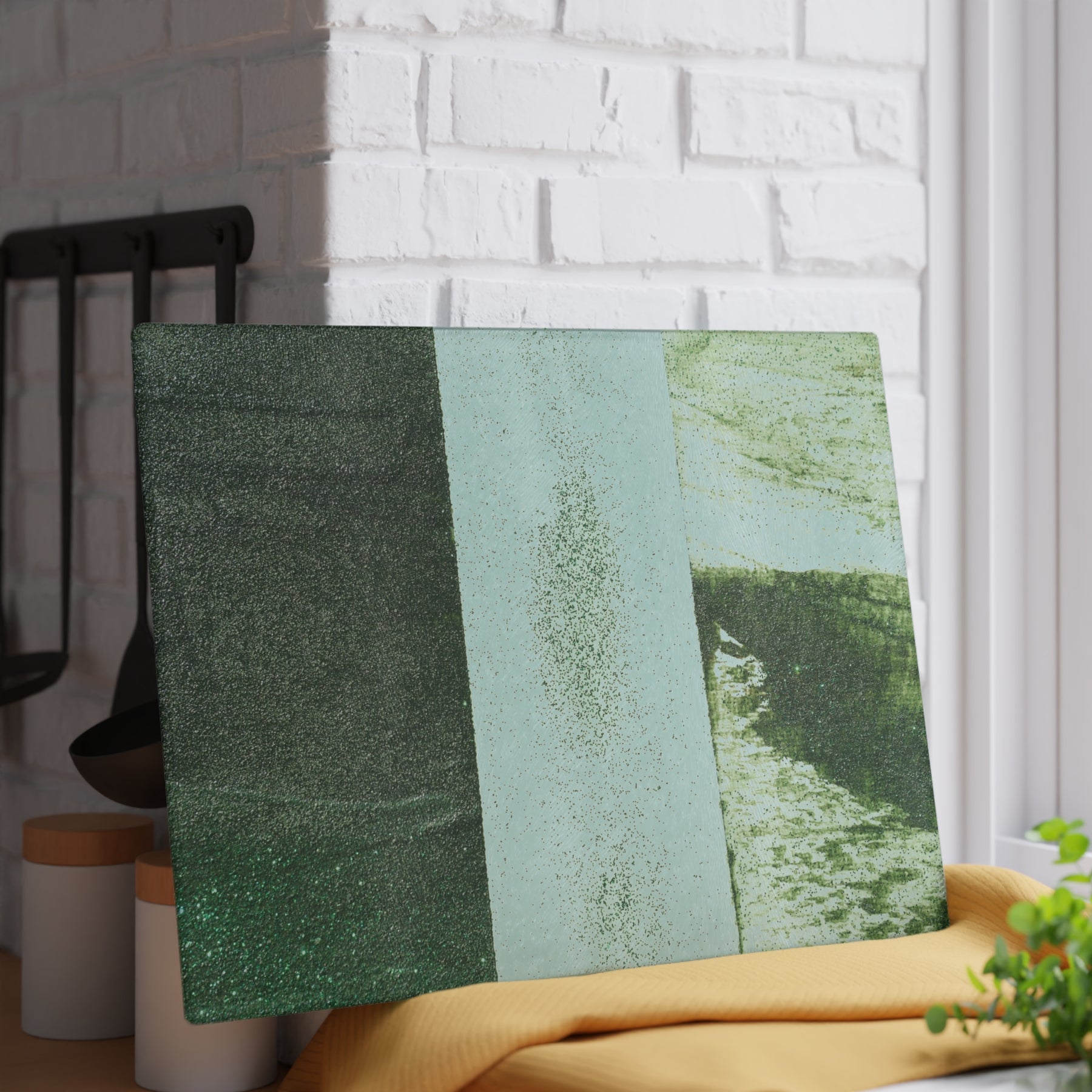 Verde Tempered Glass Cutting Board